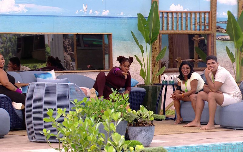 Participantes se surpreendem com novo visitante na casa do BBB 25: