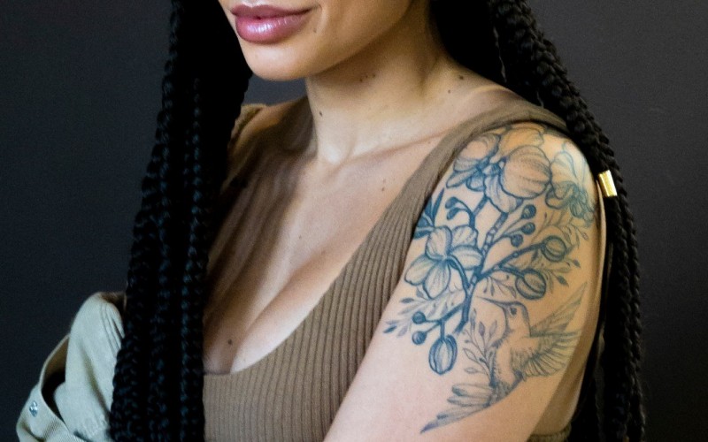 Paula vence o