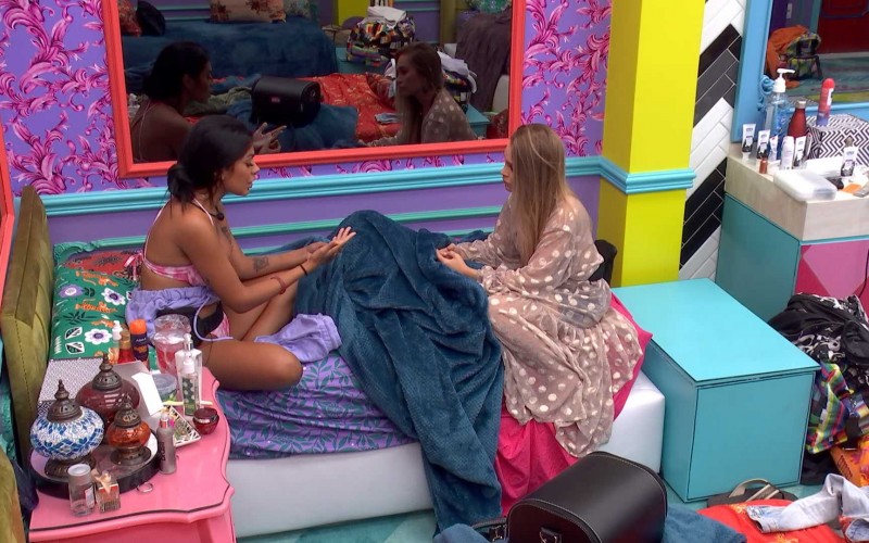 Pocah diz para Carla no BBB21: