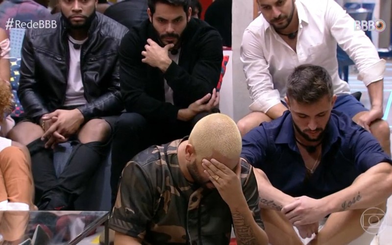 Projota chora e declara no BBB Dia 101: