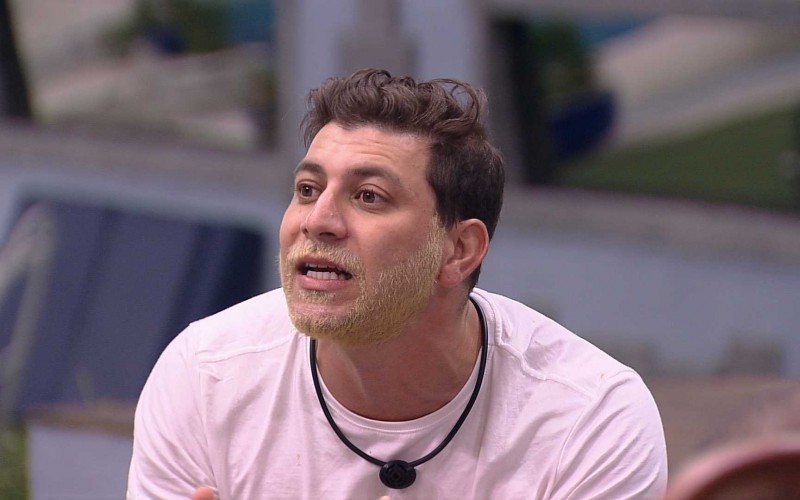 Projota conta sobre estratégia para Paredão do BBB21, e Caio afirma: ‘Estamos dentro’
