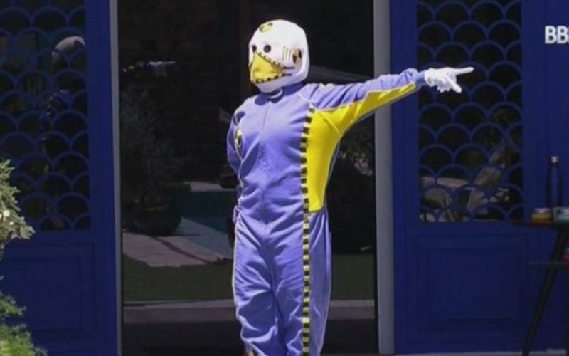 Relembre a volta de Carla Diaz vestida de Dummy após o Paredão Falso do BBB21