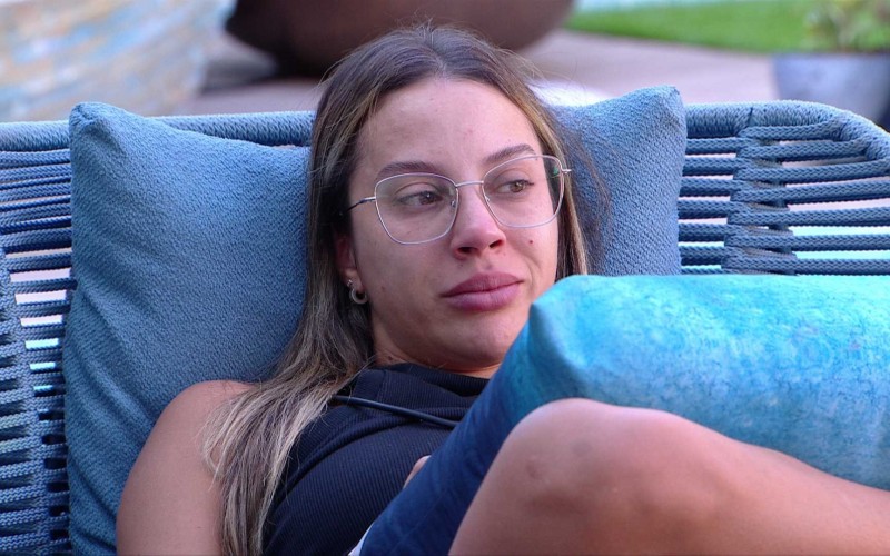 Renata chora ao falar de desempenho na Prova do LÃder: