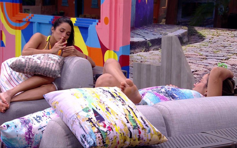 Renata cita jogo de Maike e Eva opina: