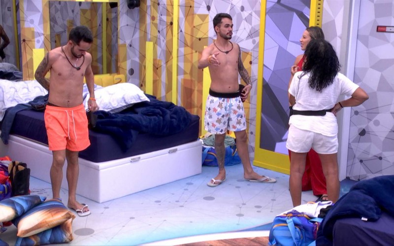 Renata descobre voto de João Gabriel e Vilma no Paredão, e reage: