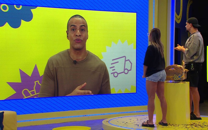 Renata e VinÃcius fazem compras do mercado no BBB 25 e Thiago Oliveira avisa: