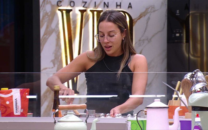 Renata faz comparação com Vitória Strada no BBB 25: