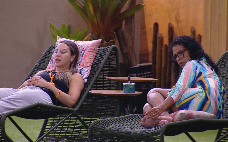 Renata lembra do sarau de Diogo Almeida no BBB 25 e questiona Vilma, que explica: