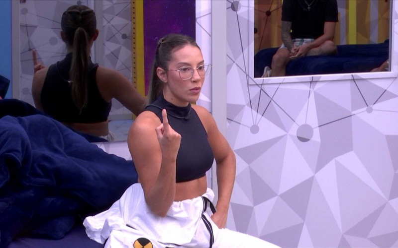 Renata pergunta voto a seus aliados no BBB 25: