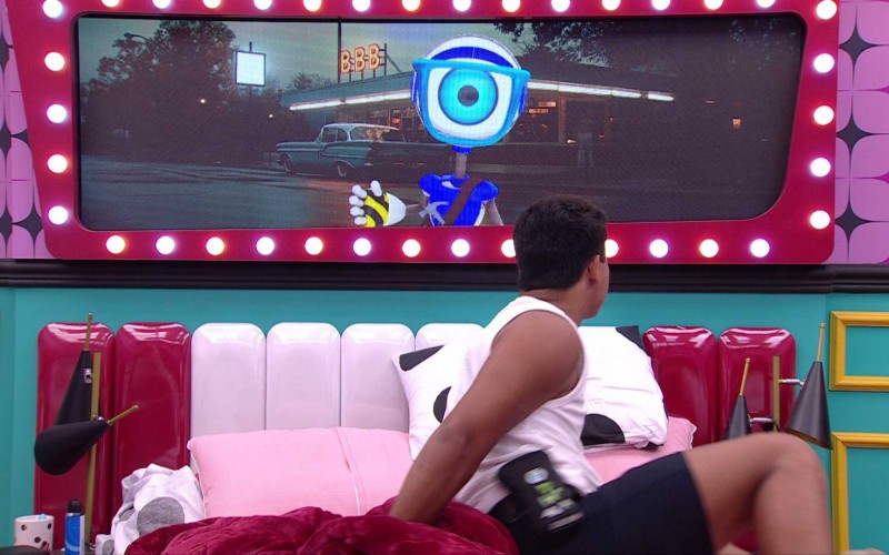 RoBBB Seu Fifi conta fofocas da casa nesta segunda: veja o que ele vai revelar aos participantes
