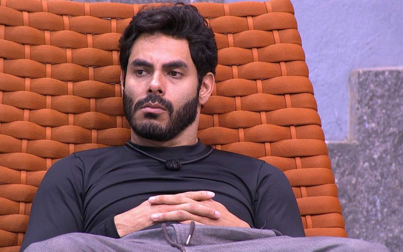 Rodolffo e Caio conversam sobre dar conselho para Sarah, e cantor diz: ‘Prefiro tentar dar uma chance’