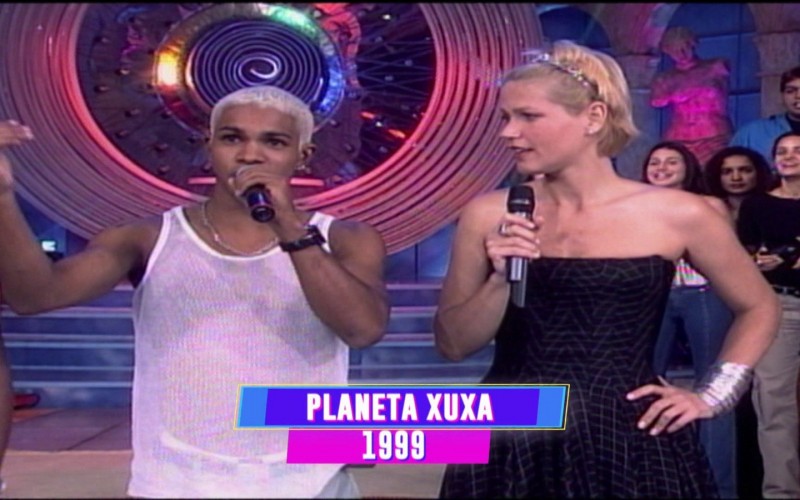 Rodriguinho realiza sonho antigo e faz