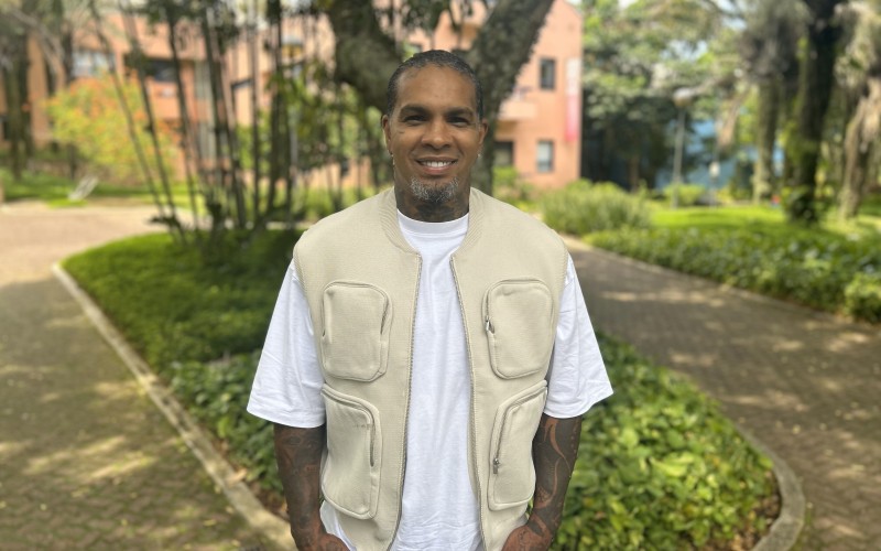Rodriguinho revela integrantes e nome de grupo de Whatsapp com ex-brothers do BBB 24