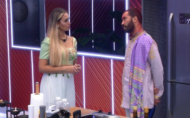 Sarah sobre brothers do BBB21: ‘Estou torcendo muito que as pessoas não sejam tão manipuláveis’