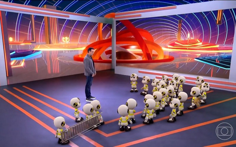 Tadeu Schmidt se despede dos minidummies no BBB 25 com