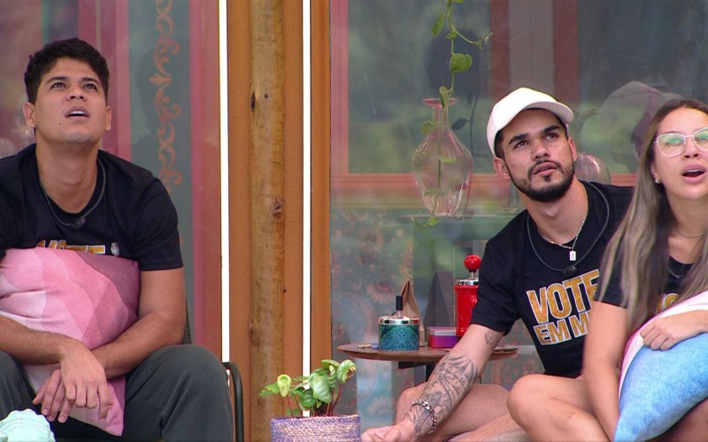 Trio finalista do BBB 25 troca