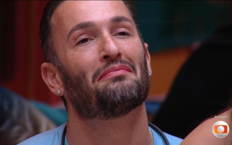 Veja o discurso de Tadeu Schmidt para a Eliminação de Diego Hypolito do BBB 25