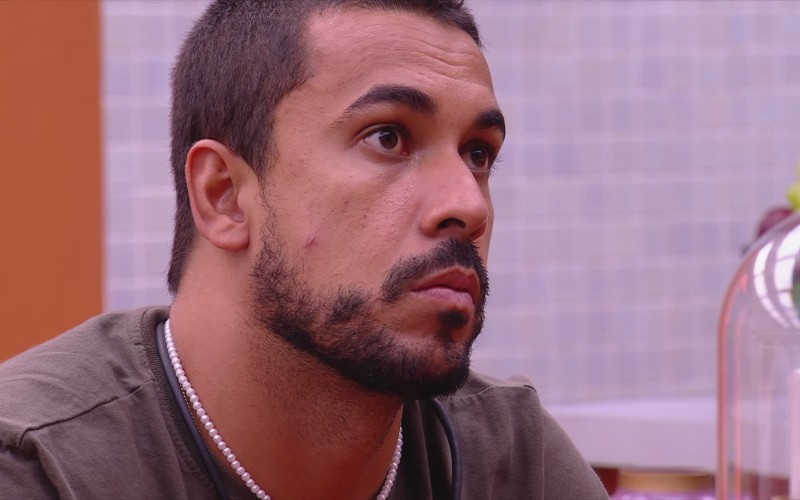 VÃdeos do BBB 25: confira tudo o que rolou na madrugada de sexta-feira, 28/3