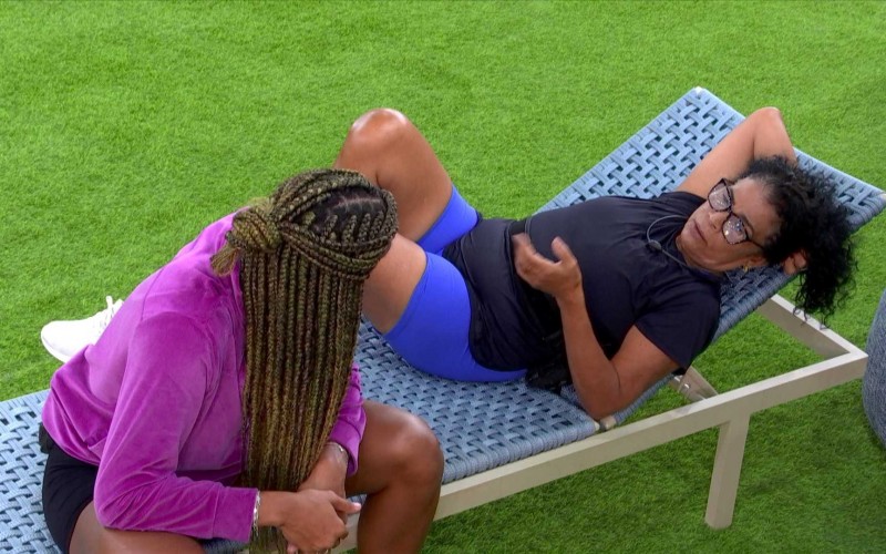 Vilma e Aline conversam no BBB 25, e mãe de Diogo Almeida diz: