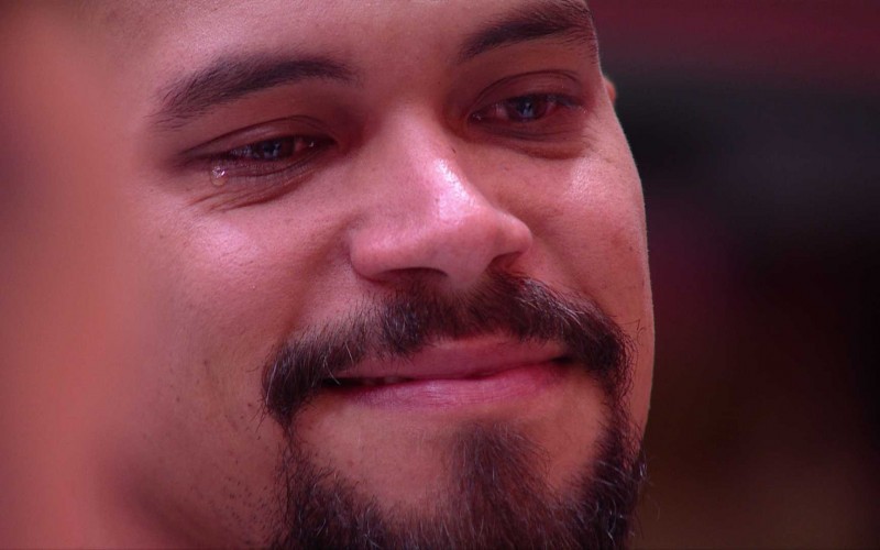 VinÃcius chora após formação de Paredão e desabafa sobre adversários: