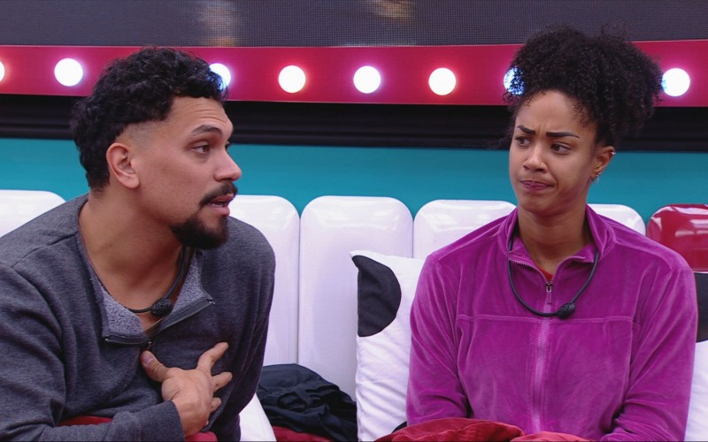 VinÃcius critica maneira que Renata tratou fofoca sobre Gracyanne Barbosa: