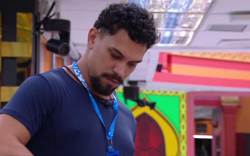 VinÃcius fala de Paredão com João Pedro:
