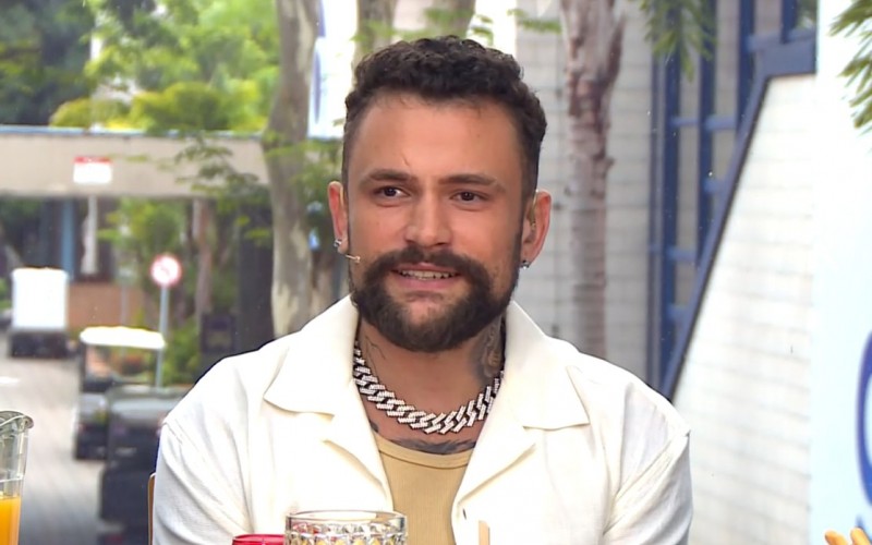 Vinicius comenta falas sobre corpos de sisters no BBB 24: