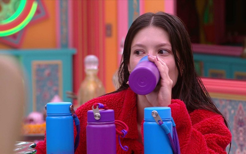 Vitória Strada comemora desempenho em Prova de Resistência: "Achei que não ia aguentar"