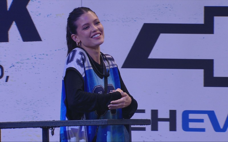 Vitória Strada e Guilherme especulam se seus parceiros, Daniel Rocha e LetÃcia, se comunicaram fora da casa do BBB