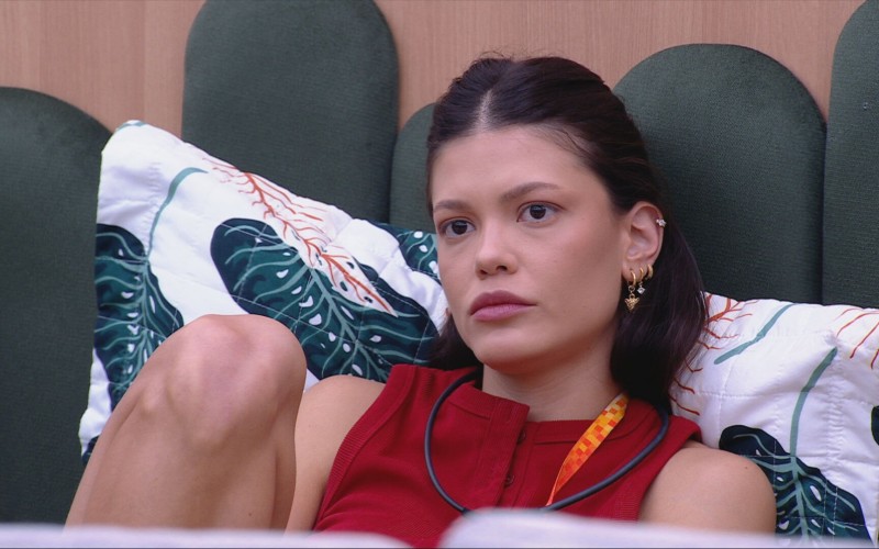 Vitória Strada recebe resultado da Enquete do LÃder no BBB 25, e reage: