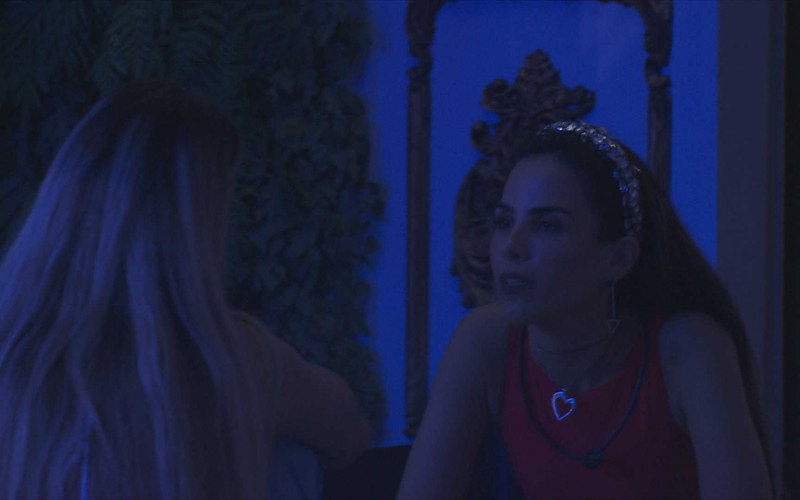 Wanessa diz Yasmin que quer se aproximar de Giovanna no BBB 24