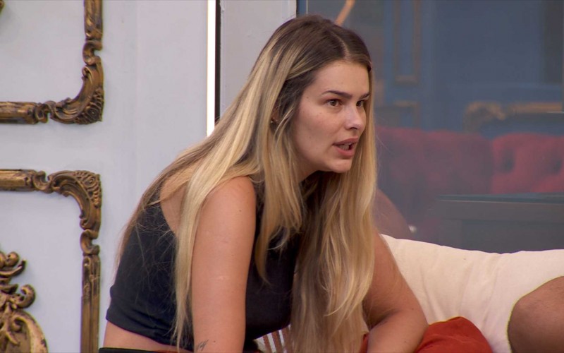 Yasmin cita fala de Alane e diz que vai mentir sobre emojis do Queridômetro: