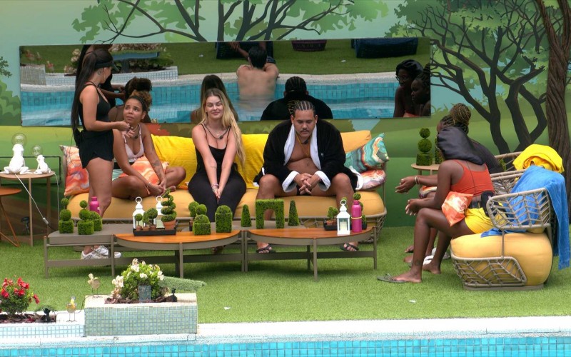 Yasmin diz que não sairá do Quarto Magia, é chamada de estrategista por sister e dispara: