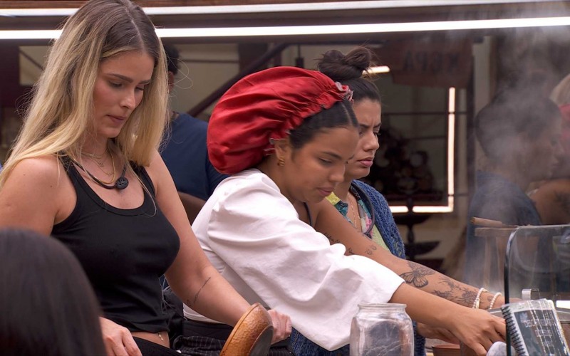 Yasmin reclama sobre conversa de sisters no BBB 24: