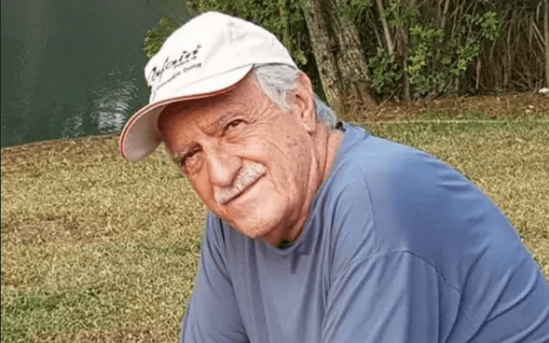 Ary Fontoura recebe