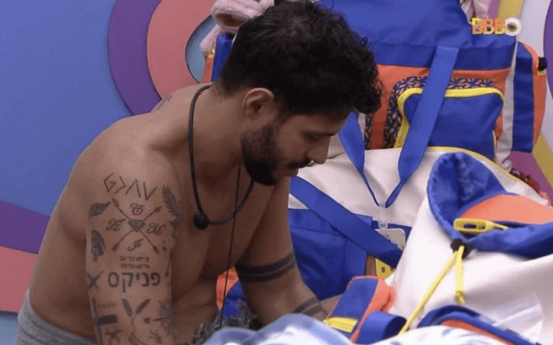 BBB 22: Após bebedeira, Rodrigo se arrepende de flertes e beijos em festa.