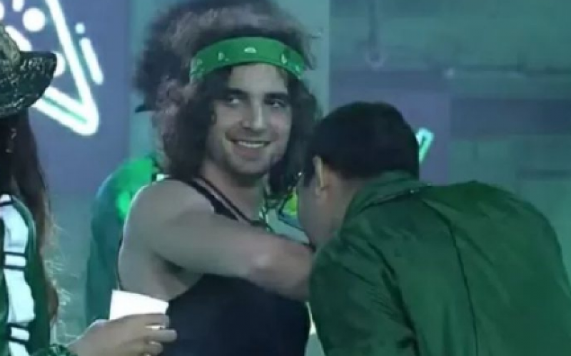 BBB21: Como assim? Gilberto dá mordida em Fiuk durante a festa e equipe do cantor reage