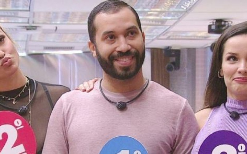 BBB21: Juliette chora sozinha após eliminação de Lumena, e Gil e Sarah perdem seguidores com possível rachadura do G3; vem entender