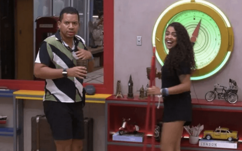 Botão de desistência acende pela 1ª vez, e Fred assusta aliados no BBB: