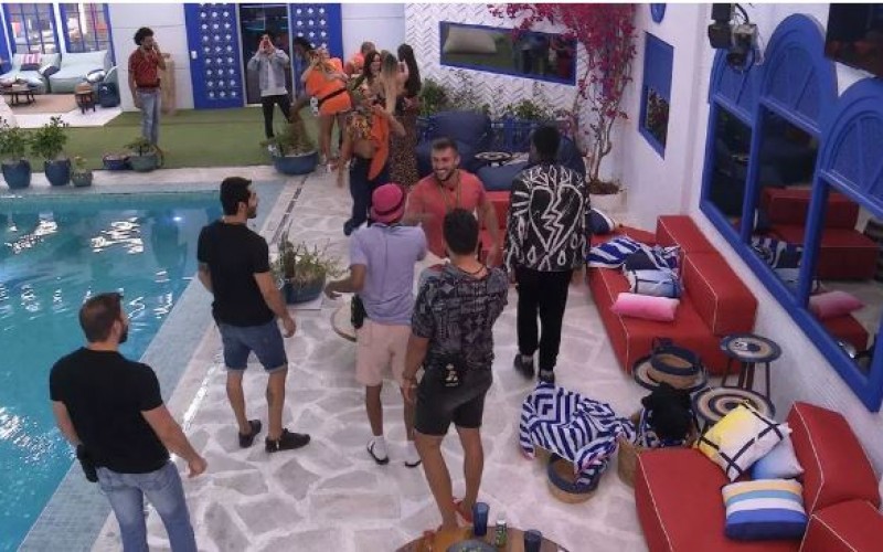 Brothers se encontram pela primeira vez na casa do BBB21