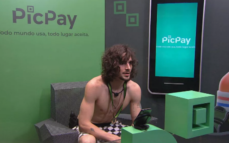 Fiuk não tem estalecas para ajudar nas compras da Xepa: