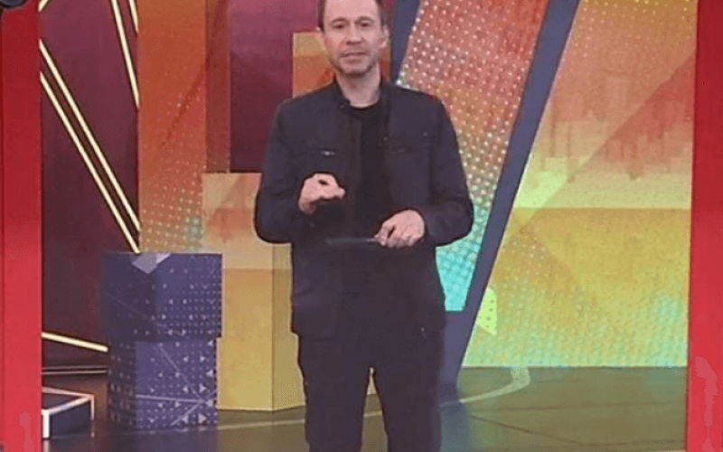 Leifert omite rejeição e elogia Viih Tube por jogo interno "brilhante"