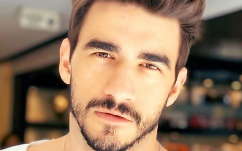 Pai de ex-BBB Guilherme Napolitano chama atenção na Internet, entenda o porquê