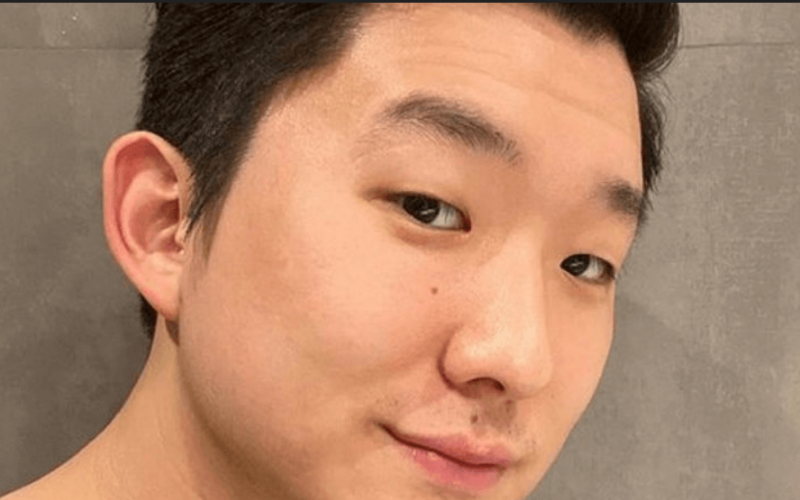Ex-BBB Pyong Lee deleta publicações sobre o