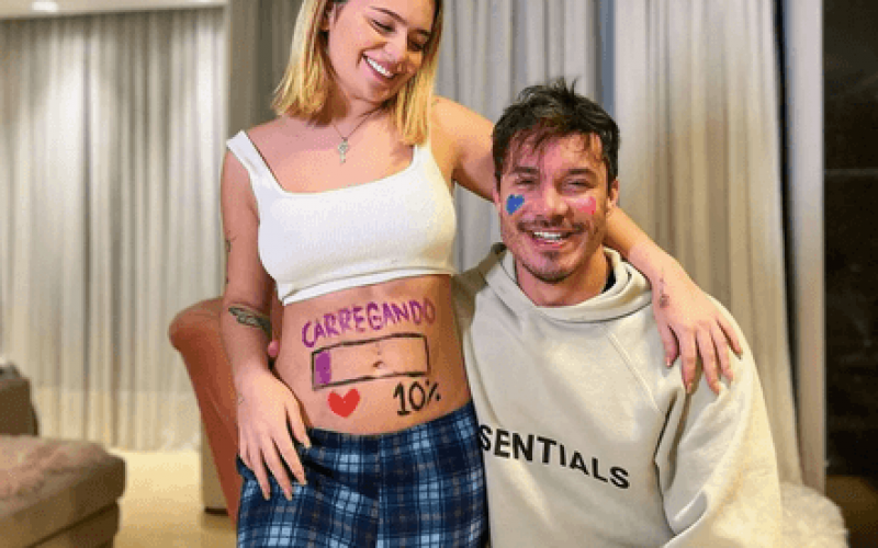 Viih Tube anuncia que está grávida de Eliezer