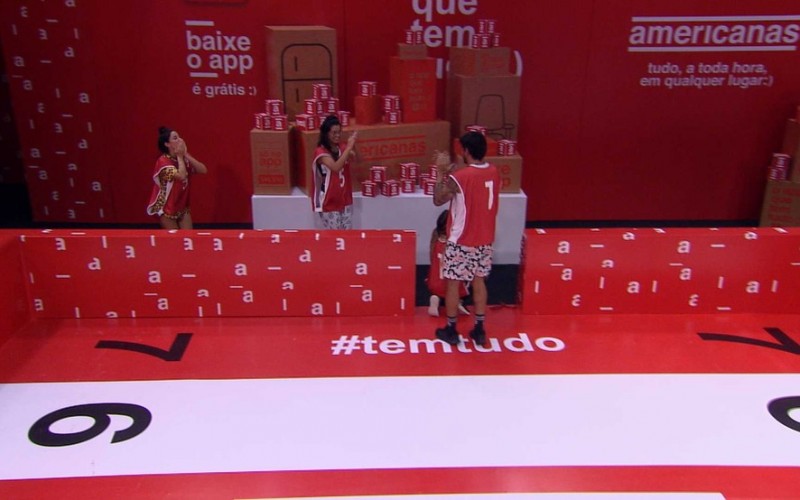 Gabi e Guilherme vencem a Prova do Líder Americanas Depósito