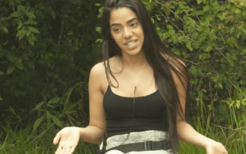De volta ao exílio da Ilha Record, Mirella desabafa: “Eu sentia que tinha um malvado”