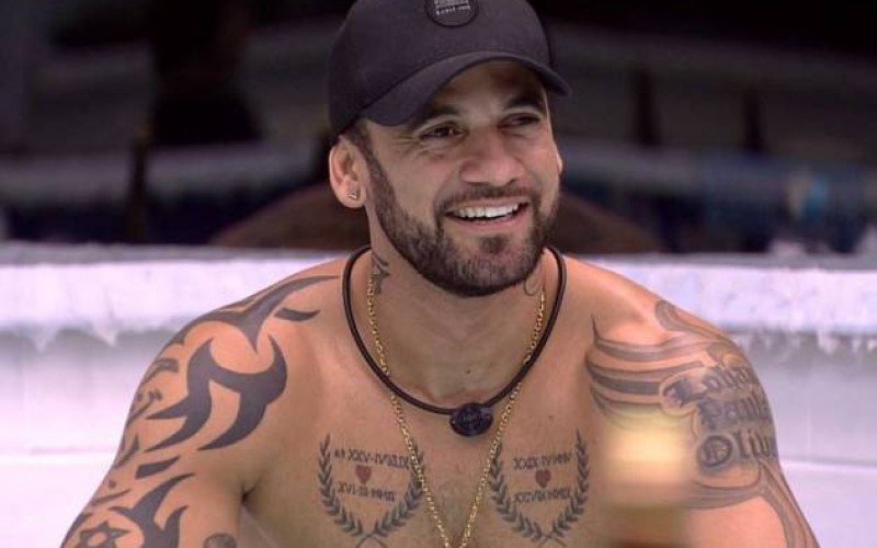 BBB20 - Internet se mobiliza para tirar o participante Hadson após anúncio de expulsão do Petrix