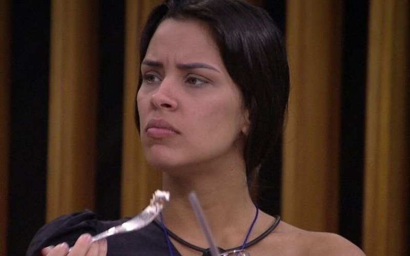 BBB20 - Emparedada, Ivy sofre com desconfiança