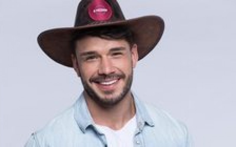 Lucas Viana vence Prova do Fazendeiro pela segunda vez